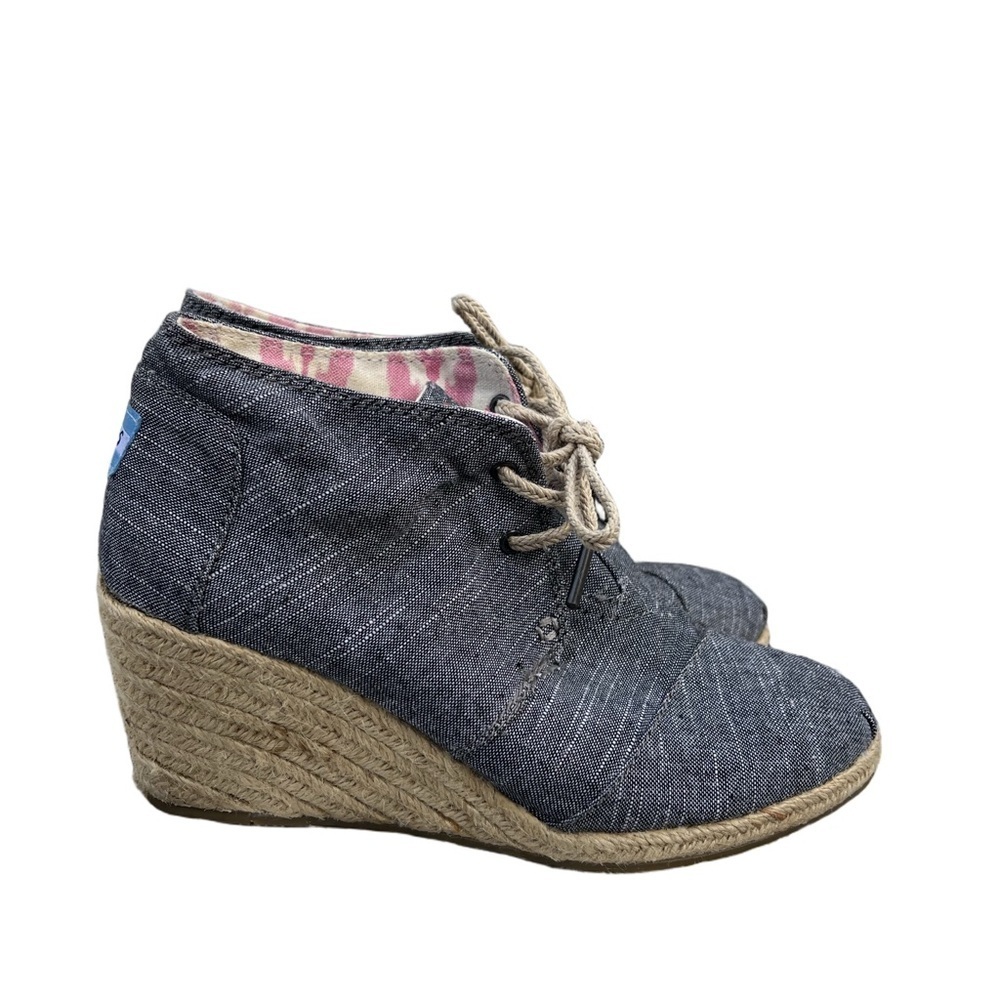 Toms Desert Wedges in Chambray Size 7.5 - Picture 6 of 9